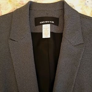 Jones New York sz6- New with Tags!